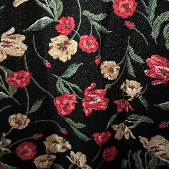 Draper James Black floral dress #floral #holidaystyle - Picture 3 of 3